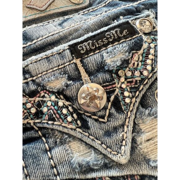 Girls Miss Me Jeans - Picture 8 of 12